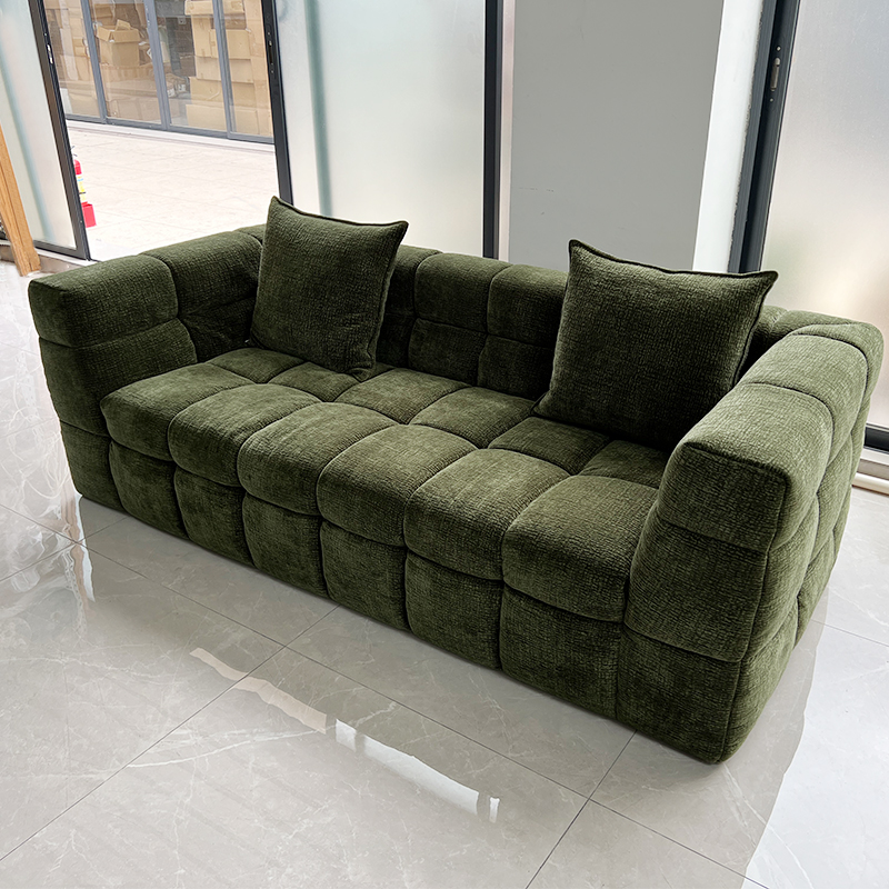 Custom compressing sofa